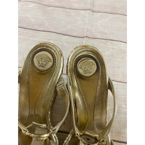 Versace Women's Gold Cut Out Accent Espadrilles Wedges - 40 (10) - Picture 3 of 14